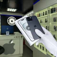 iPhone 15, 128 ГБ, SIM + eSIM, б/у