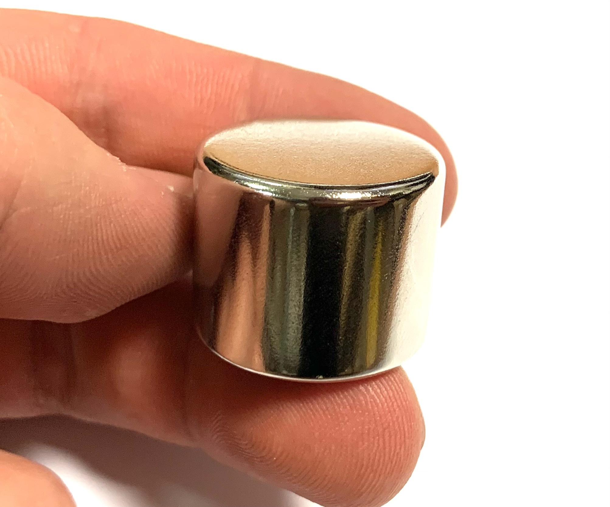 Неодимовый магнит 25х20 мм, N38, никель - 519 руб. | МАГНИТНЫЕ