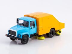 GAZ-3307 PUM-1 Sweeper 1:43 Legendary trucks USSR #101