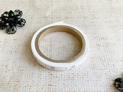 Размерники полиэстер 28, 10х25мм в рулоне 300 шт (+/-30шт).