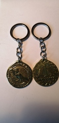 Брелоки с видами Петербурга из латуни, Серия Питерский рубль. Настоящий металл