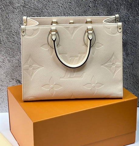 Сумка Louis Vuitton Onthego кремовый