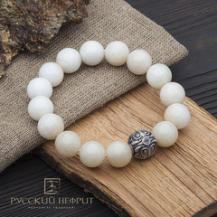 Браслет "Летучая мышь". Белый нефрит. 12мм.