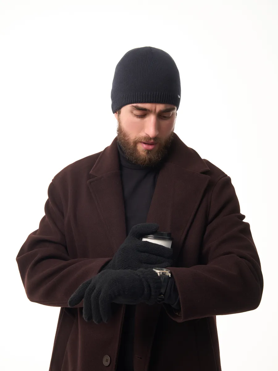 Шапка зимняя на флисе вязаная осень