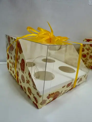 Коробка под капкейки с пластиковой крышкой 160х160х100 мм (4) (Сладкая матрешка)