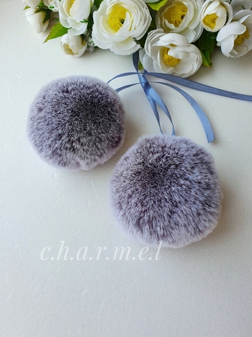 Eco-fur pompoms, 5 cm, color Sundae, 2 pieces