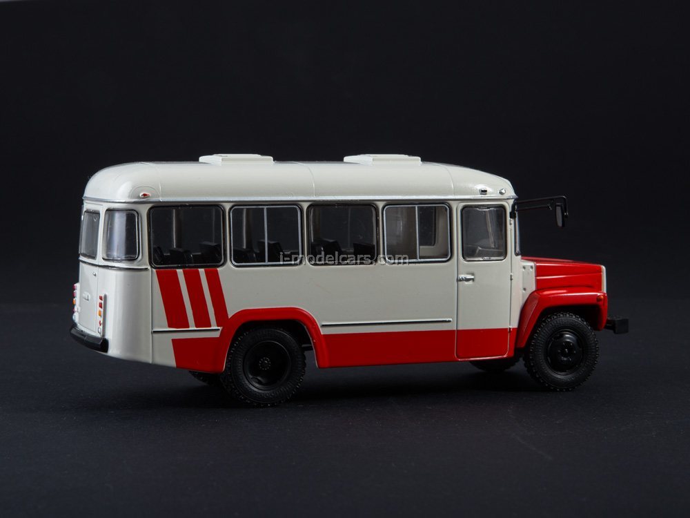 な！！① 京商 x RAI'S 1/43 キャデラック ワン 