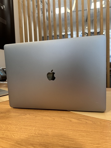 Купить Apple MacBook Pro 16