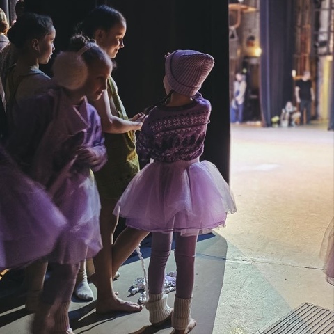 Индивидуальный пошив костюма для танцевального коллектива