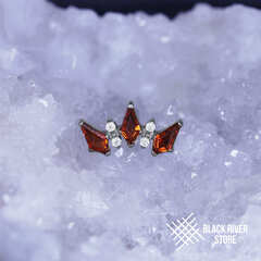 5K Rhombic Garnet CZ & Crystal