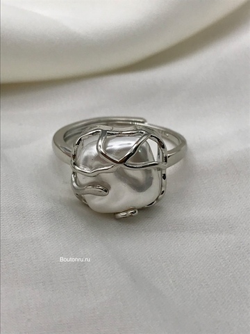 Кольцо серебро с жемчужным камнем