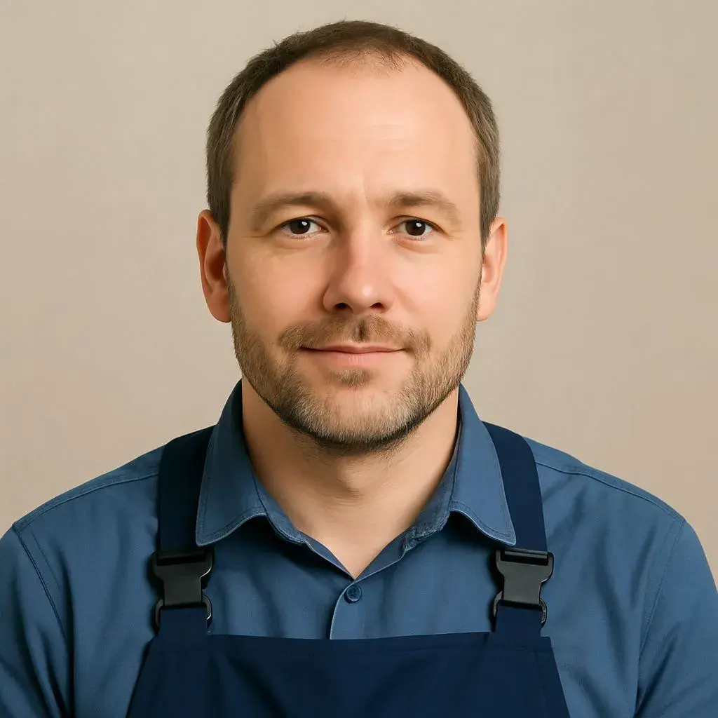 Максим Савельев
