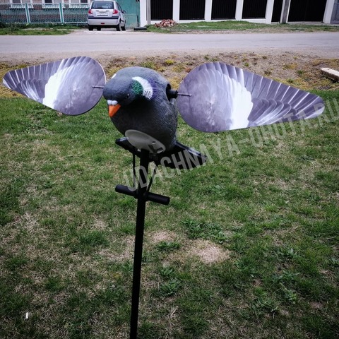 Чучело голубя-вяхиря с вращающимися крыльями Lucky Duck HD Wood Pigeon