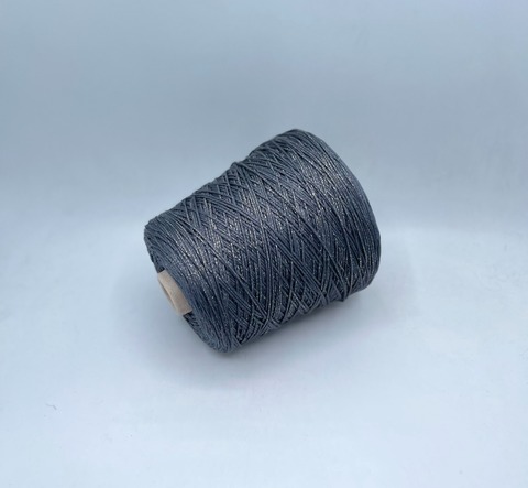 Industria Italiana (пр.Италия),art-Darling 220м/100гр, 64% Органический хлопок, 20% Полиамид, 16% Металлизированное волокно(люрекс), цвет-Асфальт. арт-29182