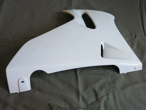 Боковина нижняя правая Kawasaki ZZR 400