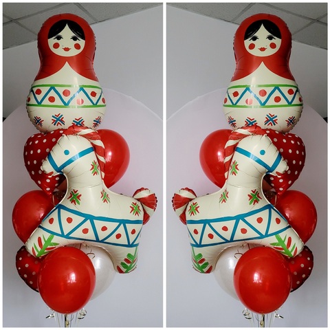 Фонтан из шаров в народной тематике с матрешкой и лошадкой - свистулькой