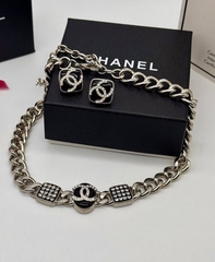 Колье/чокер цепь с логотипом CHANEL