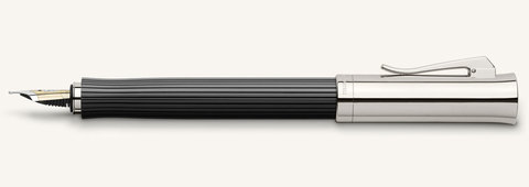 Ручка перьевая Graf von Faber-Castell Intuition Platino Fluted Black