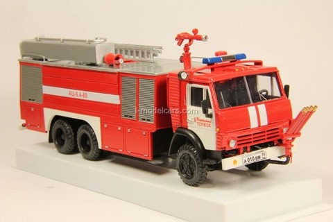 KAMAZ-53228 AC 94-60 6x6 Fire fighting tanker LOMO-AVM 1:43