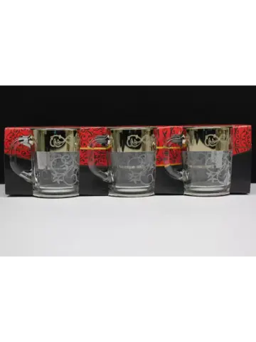 Набор кружек для чая и кофе.