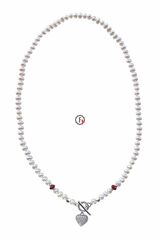 Колье из мелкого пресноводного жемчуга с подвеской в виде сердечка