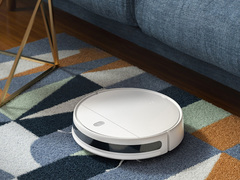 Робот-пылесос Xiaomi Mi Robot Vacuum-Mop Essential SKV4136GL