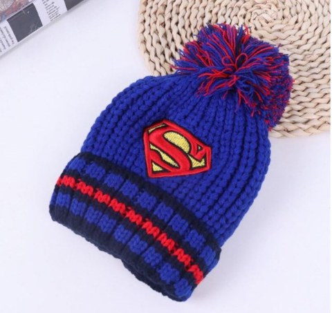 Детская шапка с логотипом Супергероя