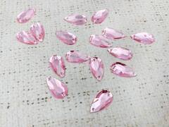 Стразы пришивные акрил, р. 0,9х1,7 см, розовый