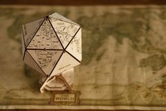Глобус Икосаэдр - шкатулка с секретом от EWA - Деревянный конструктор, Сборная модель, 3D пазл