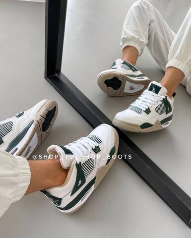 Nike Air Jordan 4