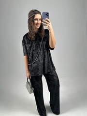 Бархатный костюм чёрный