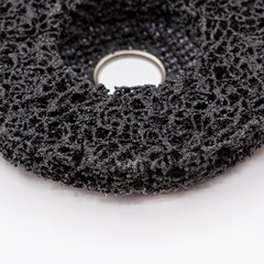 37-1-402 Круг зачист. полимер. (коралловый) Черный, medium grain (средний), 125х22,2х15мм РемоКолор