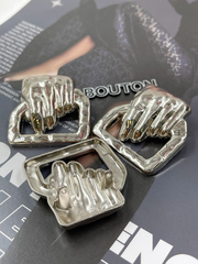 Пуговицы серебристые  Скиапар. 