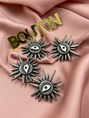 Пуговицы Скиап. в форме солнца с глазом и лучами состаренное серебро