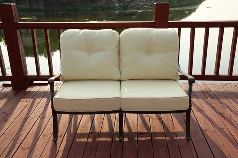 Диван двухместный Madrid из литого алюминия, античная бронза