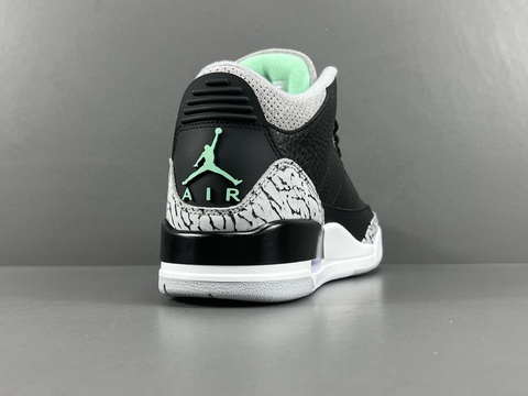 Air Jordan 3 'Green Glow' 