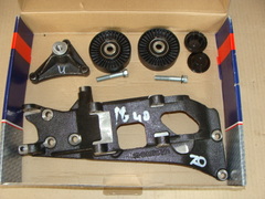 Кронштейн агрегатов дв.ЗМЗ-40904 к-т (ролики, крепёж)