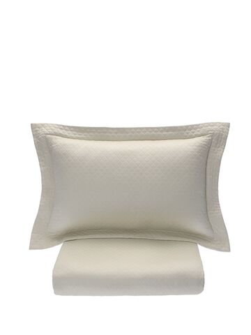 Покрывало 260х280 и 2 декоративные подушки 40х60 Claire Batiste жемчужные