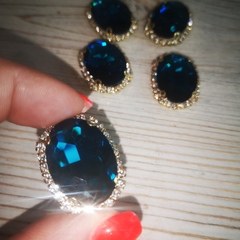 Стразы на цапах пришивные. Кабошон овал. Бирюзовые.