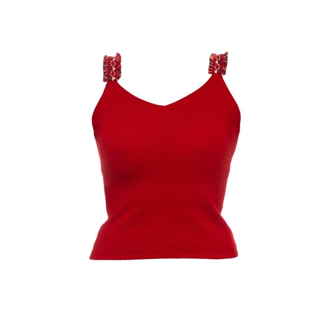 Яркий топ из кашемира красного цвета от Chanel, 40 размер.