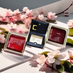 Кошелек лаковая кожа