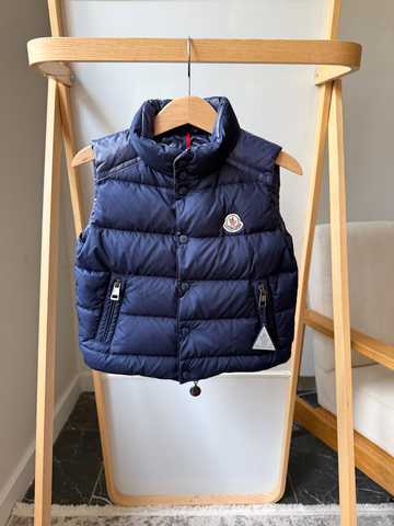 Пуховой жилет Moncler, 92