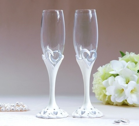Набор свадебных бокалов «Кольца», на ножках, полистоун, 25 см, 250 мл