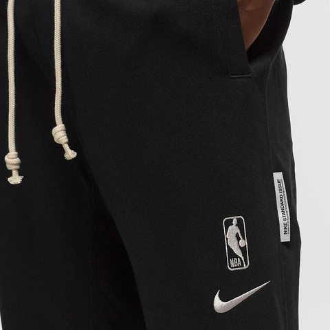 Штаны Los Angeles Lakers Standard Issue
Men's Nike Dri-FIT NBA Trousers