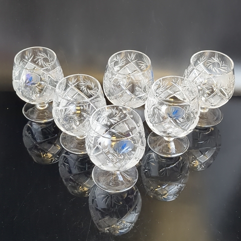 Бокалы для коньяка набор из 6 штук, алмазная грань, шикарный геометрический орнамент, 9.8 см, (объём-? мл), ГХЗ, ручная работа, винтаж СССР 1970-1990 гг