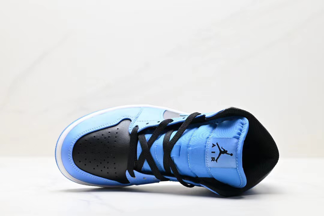 Nike jordan shoes blue and black hotsell
