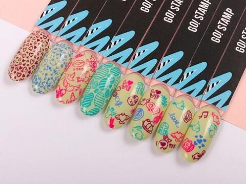 Пластина для стемпинга GO STAMP 063 Happy Holidays - @vichka_manik