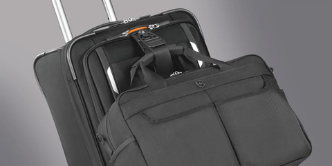 Чемодан Victorinox Werks Traveler 5.0 Dual-Caster 24'', синий, 44x30x61 см, 81,4 л
