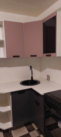 Кухня Техно 1.3 на 1.4 м компоновка №3 белый снег софт / атлантик софт