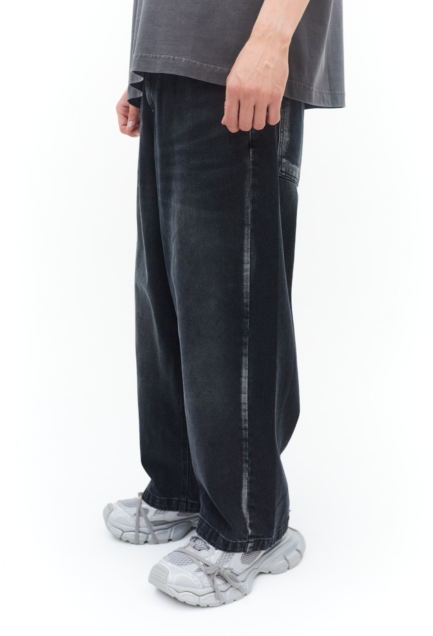 Джинсы мужские VOTUS (черный)